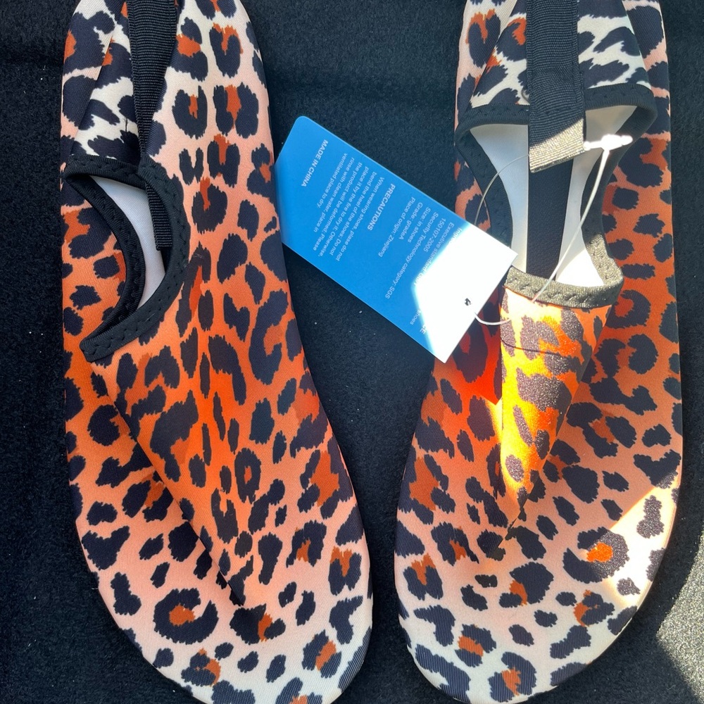 Leopard Print Women's Flats size 13.5